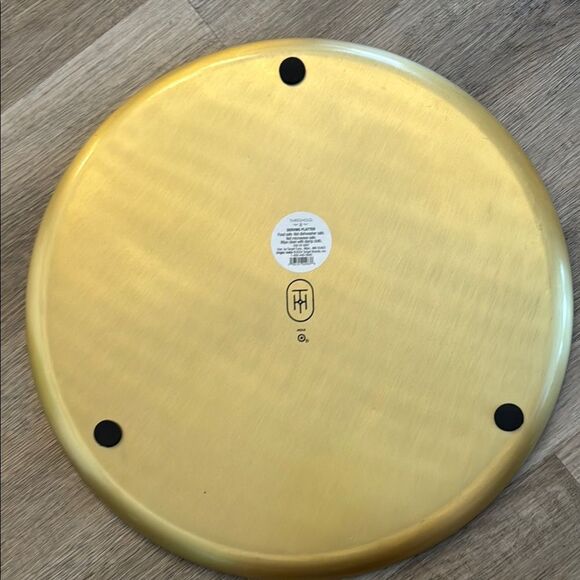 Gold Skull and Crossbones Decorative Plater Threshold HALLOWEEN - Picture 4 of 5